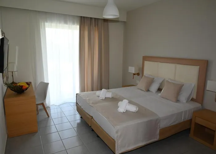 Stacy's Apartmanhotel 3*