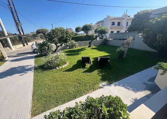 Stacy's Apart Otel 3*